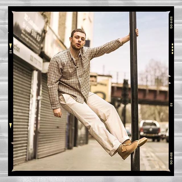 花大几千买的鞋,花大几千买阿迪耐克