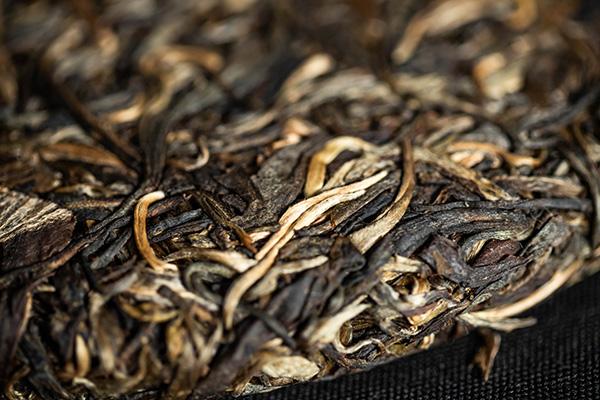 新手怎么选购普洱茶饼好,普洱茶怎么选购才好