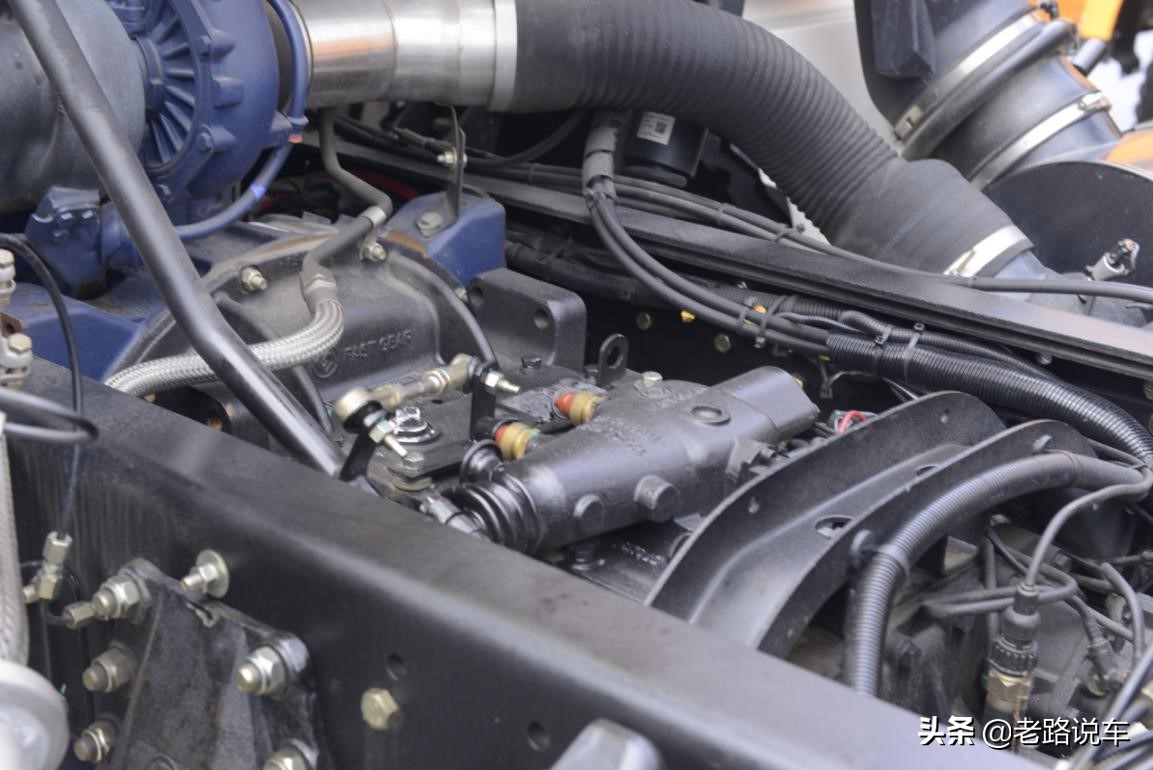 一代经典陕汽奥龙,新款陕汽奥龙