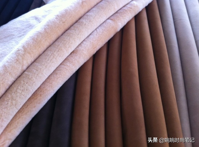 怎么分辨皮衣是真皮还是假皮,皮衣如何分别真皮还是假皮