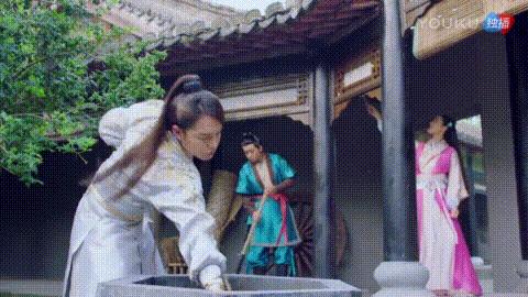 搞笑动态图gif暴躁老哥已上线,gif搞笑动图事件