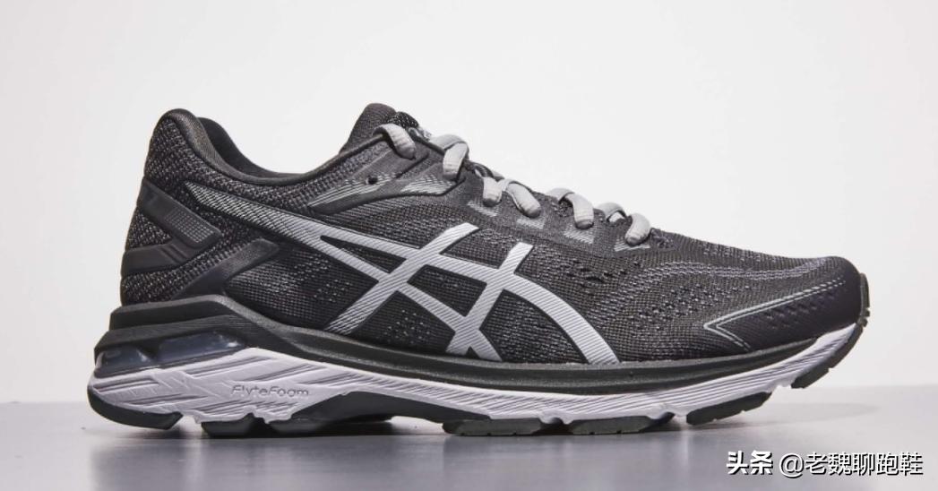 浠庨樋杩揪鏂埌moncler,闃胯开杈炬柉鍜屼簹鐟熷＋璺戞