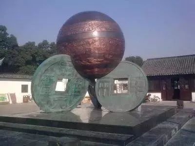 很有深度的雕塑,一般的雕塑