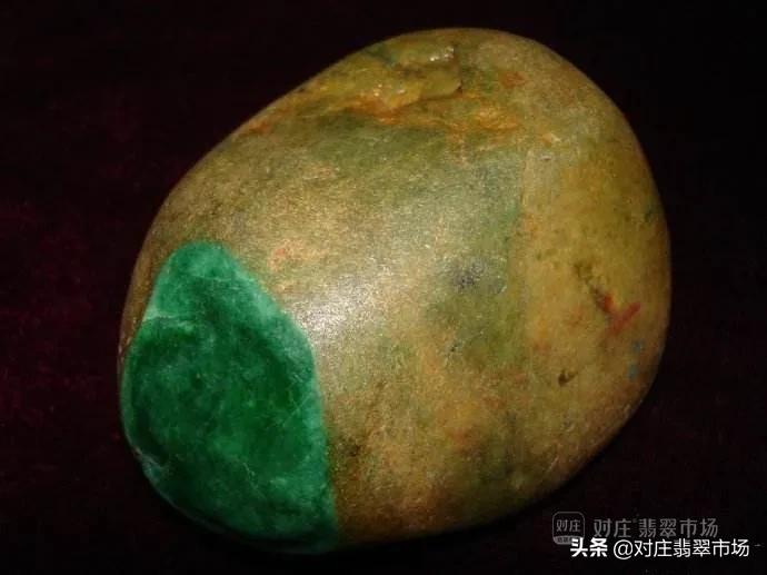 宁买翡翠一线绿不买一片绿,原石为什么这么难买