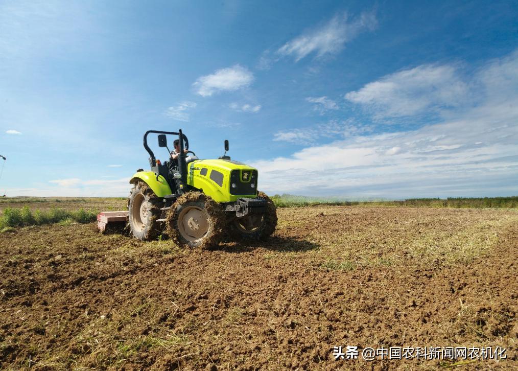 中联重科rd704-a拖拉机技术参数,中联重科小型耕地机