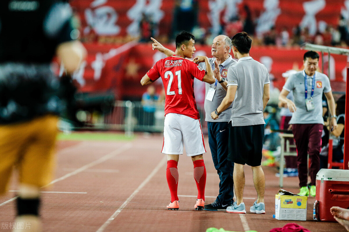 广州恒大里皮历次神奇换人,里皮执教恒大阵型图