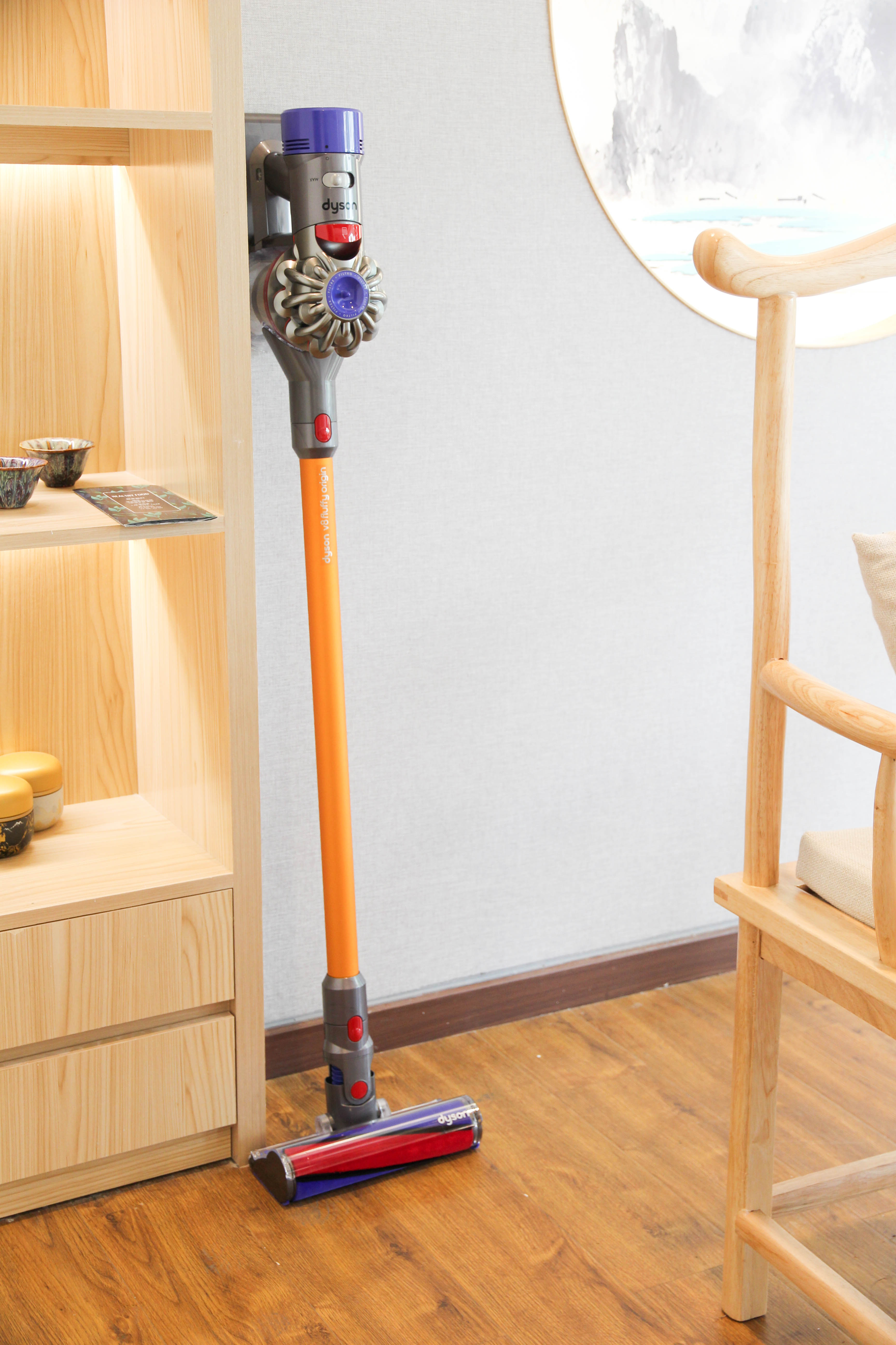 戴森吸尘器v8开箱全过程,戴森吸尘器v8fluffyorigin