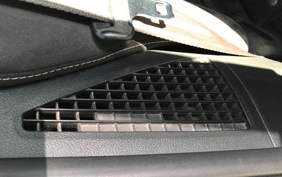 17万买辆小姐姐最爱混动雷车，省心省油实用性为何令人大跌眼镜？