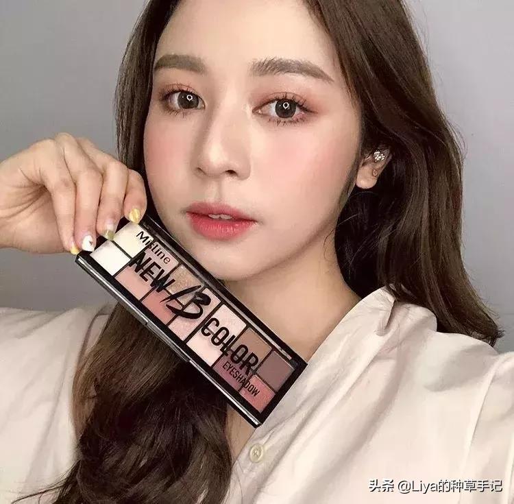 今年爆火的脏橘色,2019超in脏橘色千万别穿会上瘾