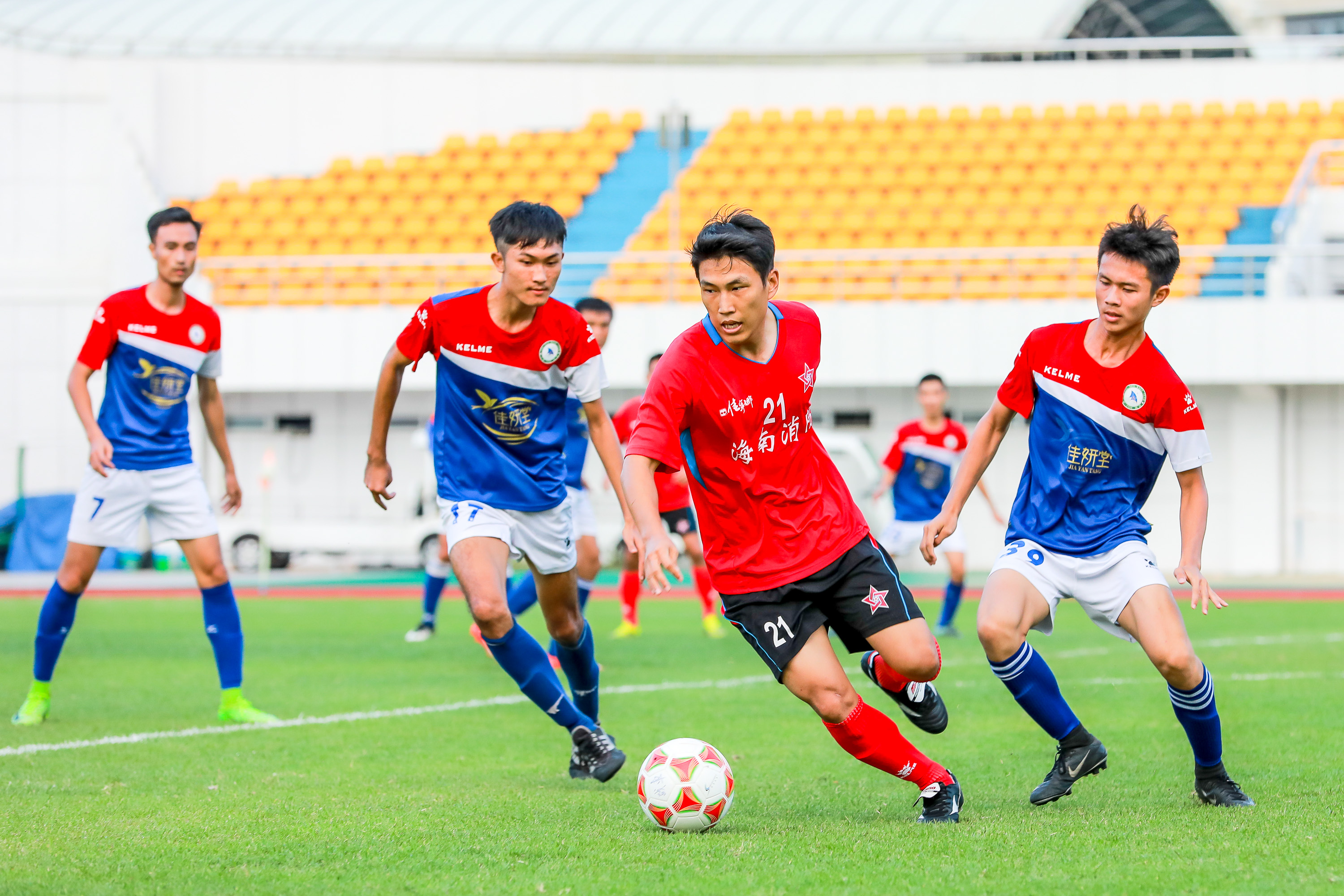 2018海超第4轮：琼海和海师大同积8分，红色战车制造神仙球