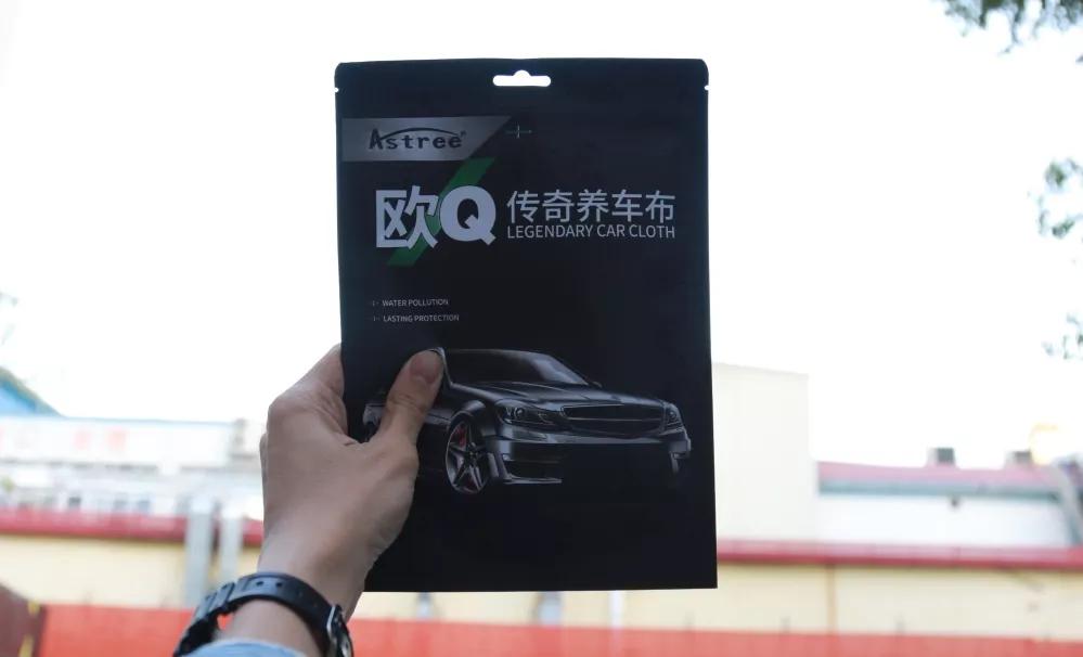 洗车怎么能光亮不招灰,为什么自己洗车容易沾灰