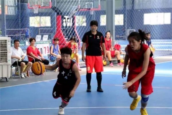 怒斥裁判,姚明回应裁判处罚