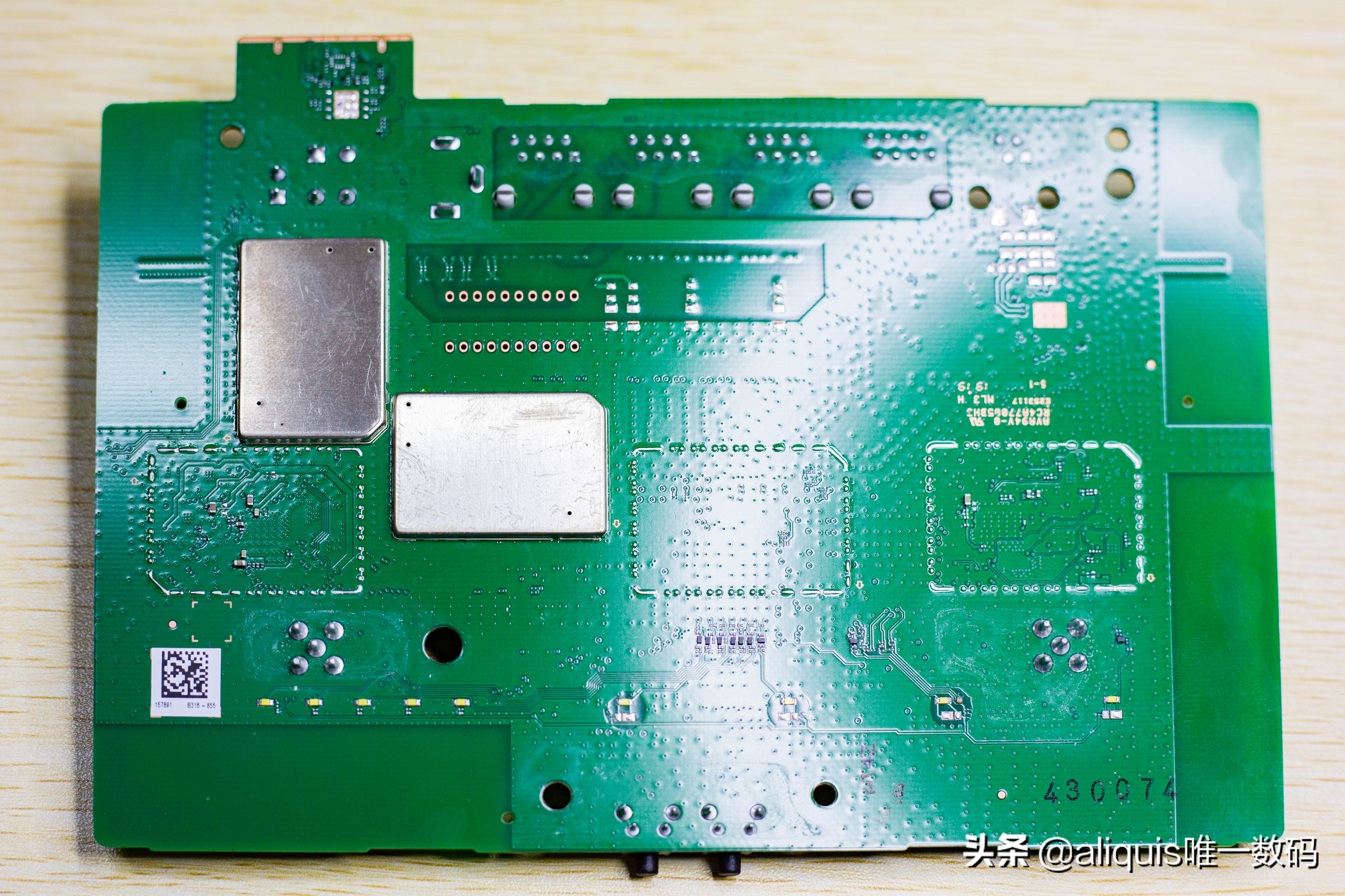 华为4G移动路由2Pro全网首拆评测，全新巴龙处理器有型又有料