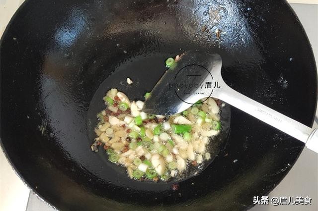 这种鱼虽小营养齐全市场价格不错,肉质鲜美和刺少的鱼