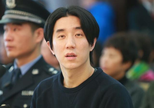 以为很红却早就凉凉的十位明星,死捧不红的8位明星个个颜值在线