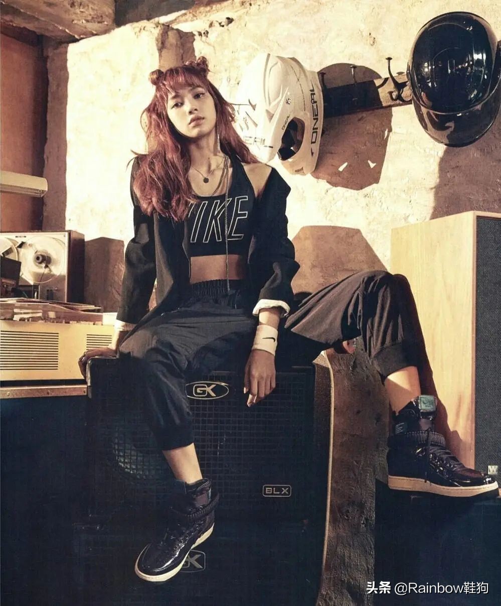 lisa穿什么鞋,人间芭比lisaattention