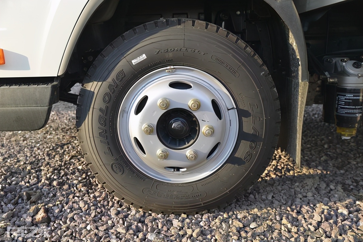 2020款解放j6f的详细配置表,新款解放j6f