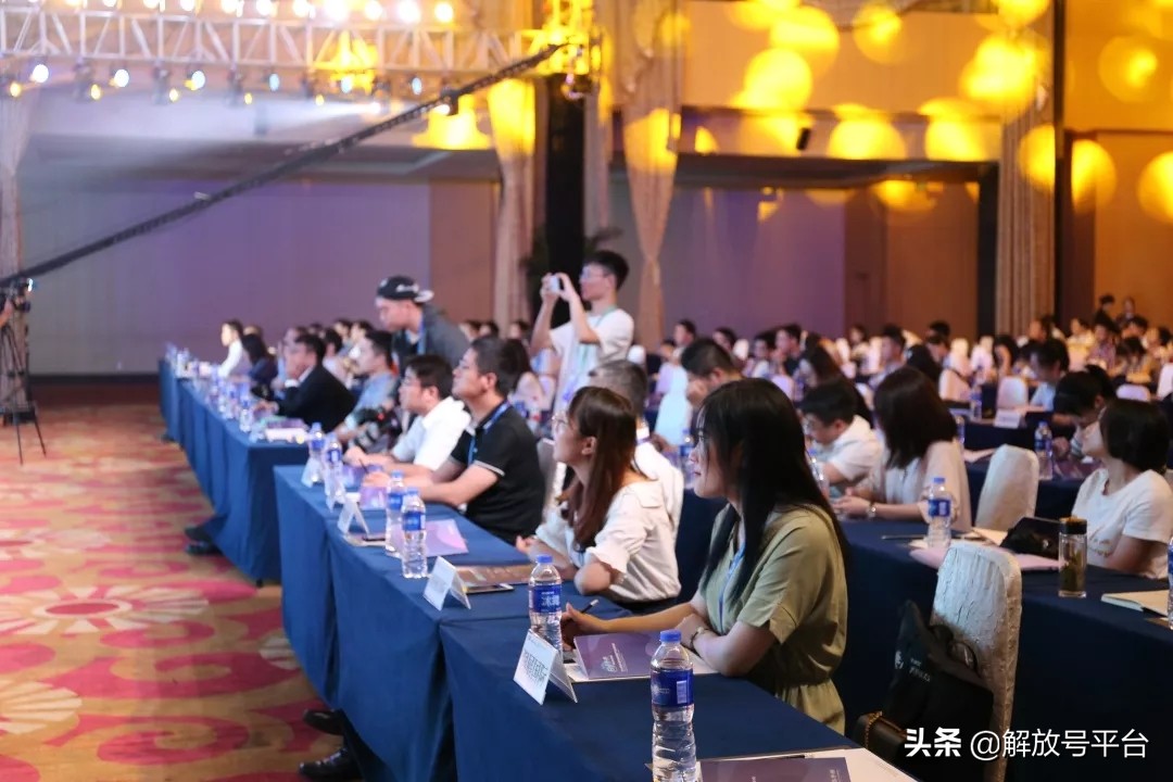 解放号云集入选CIS十大软件及科技创新产品