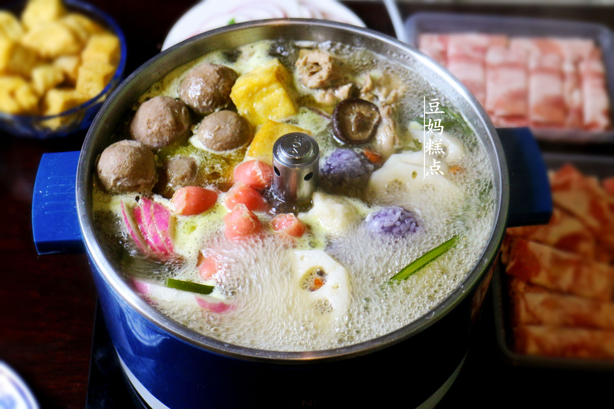 自制鸡汤火锅汤底家常做法,自制鸡汤小火锅做法