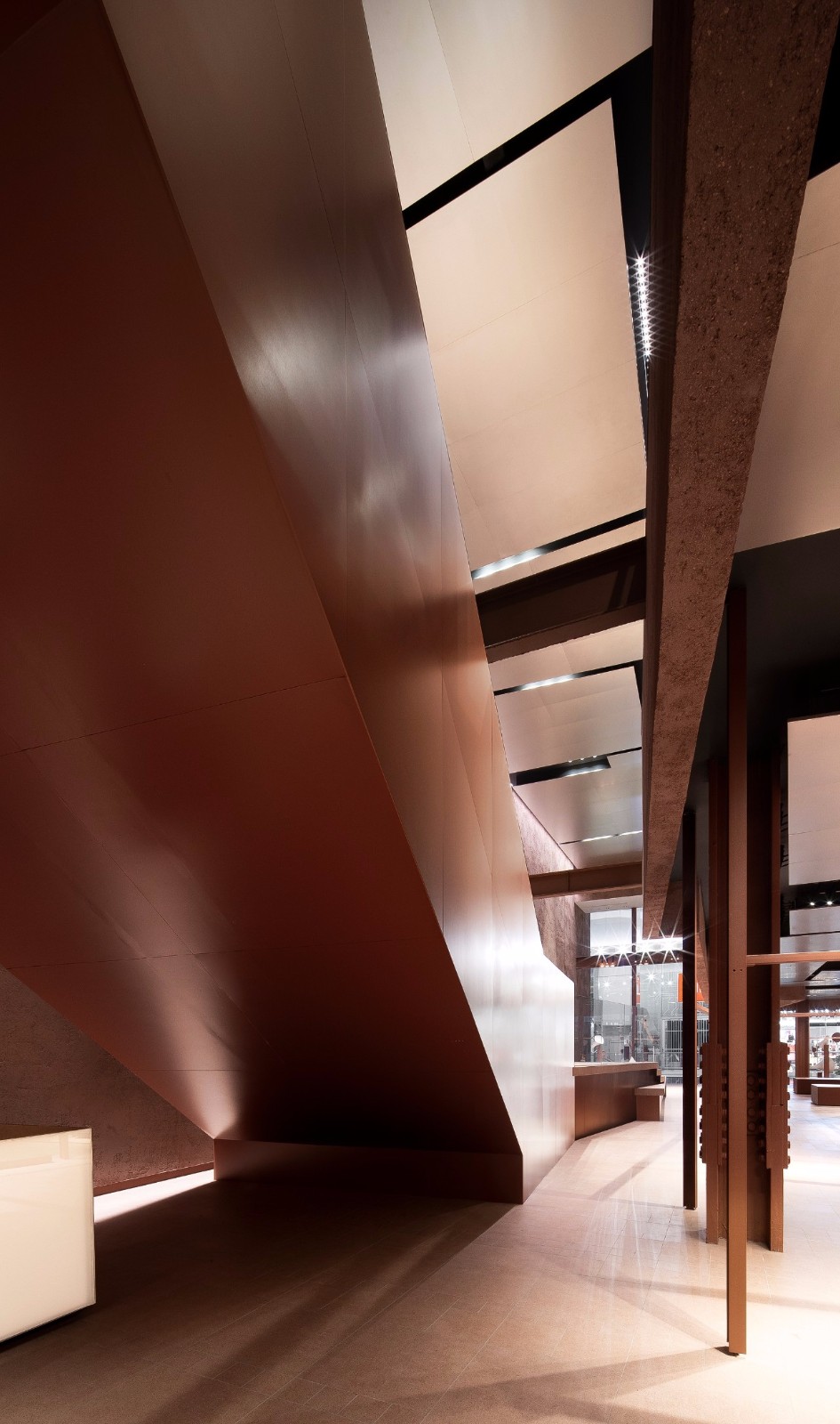 新作|东仓：UR伦敦旗舰店--稀声