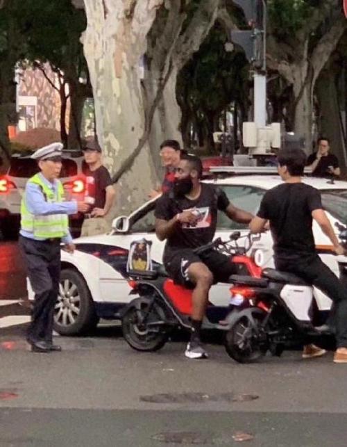 马布里和库里在nba什么水平 (马布里和库里是一个人吗)