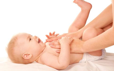宝宝打嗝怎么办？6个方法缓解孩子止嗝！快来学学吧