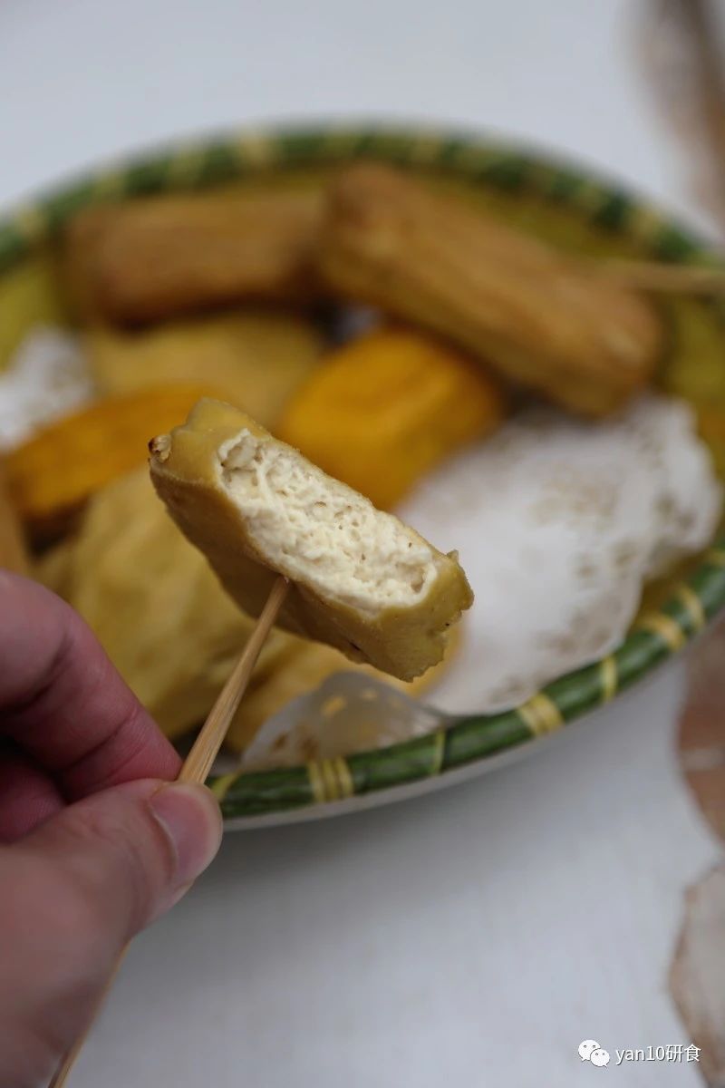 昆明滇池美食推荐菌火锅,滇池边菌子火锅
