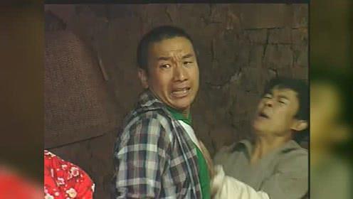 篱笆女人和狗不能这样活片尾曲,铜锁和狗剩媳妇在玉米地里说话