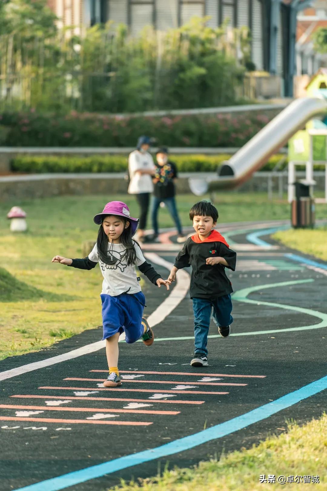 戛纳即将闭幕！但这座美得像电影海报的小镇不能错过
