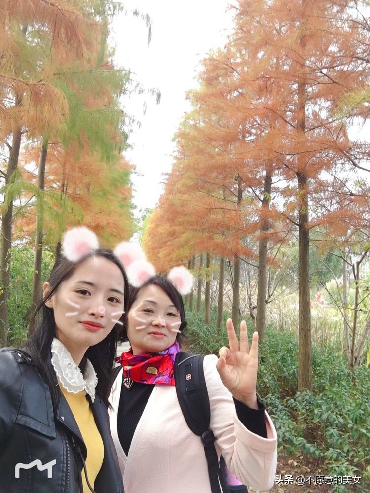 可爱的少妇自拍越来越丰满越来越成熟了