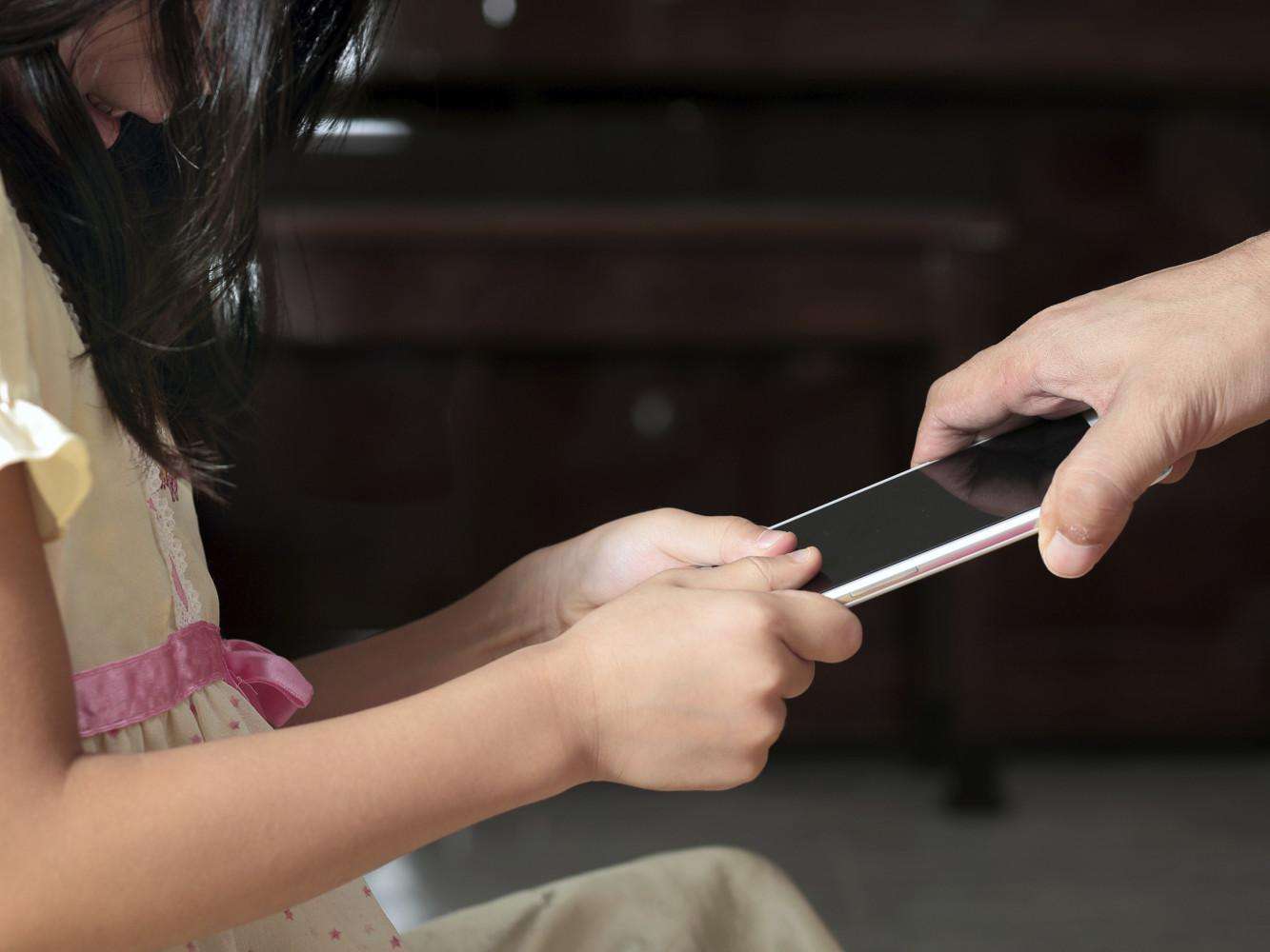 很久没发qq动态了发一下怎么说,学生发qq动态发什么