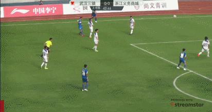 升班马武汉三镇首夺中超冠军,武汉卓尔2:2绝平梅县铁汉