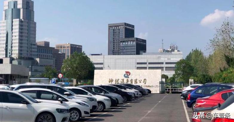 经销商懵圈客户尴尬，雷诺“断离舍”引发的六个问号丨车壹条