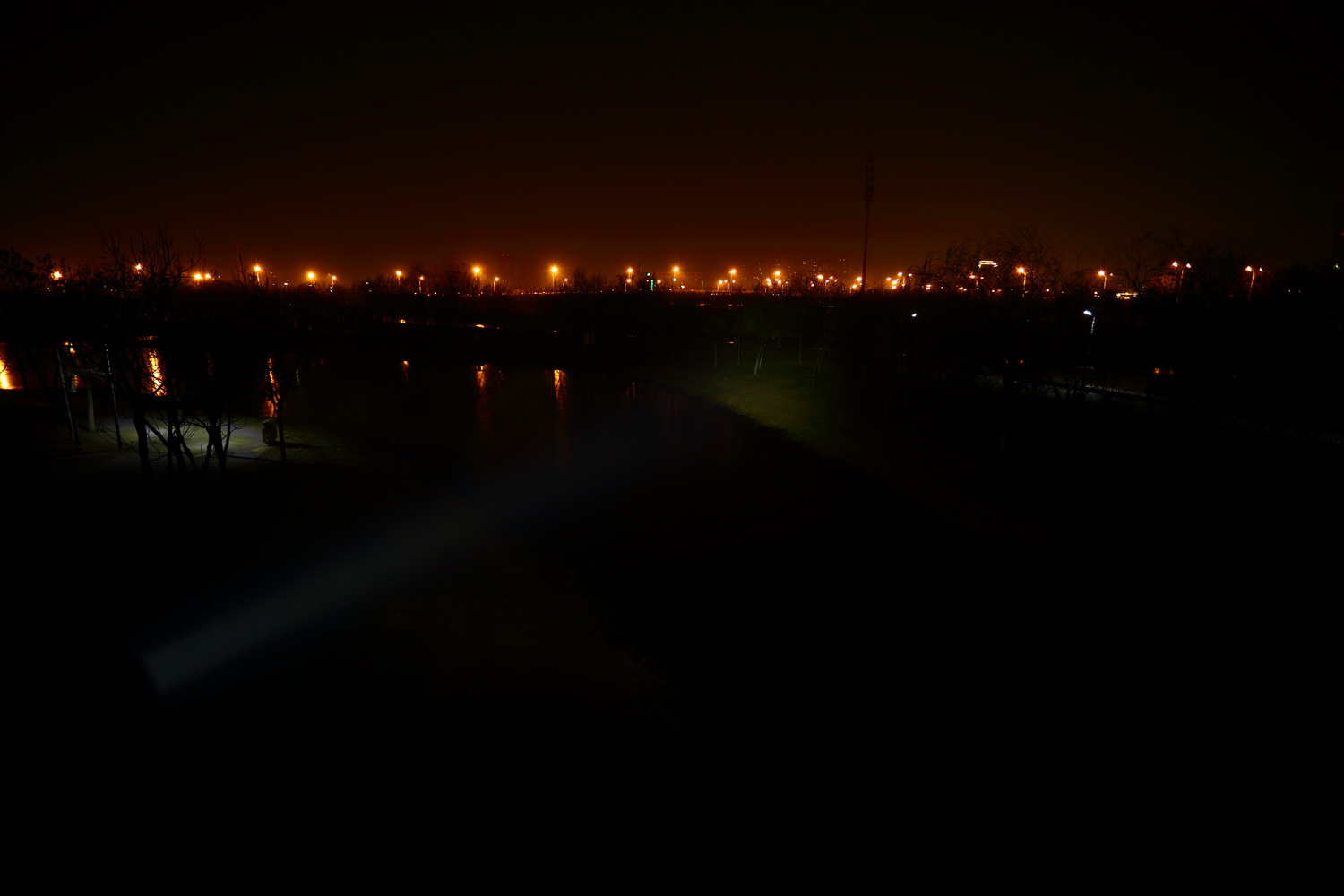 涓や竾娴佹槑杩滃皠,闆锋槑鍏攇t94鎵嬬數娴嬭瘎