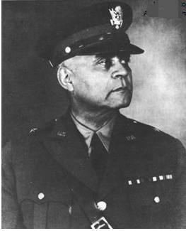 历史背后的故事札记,塔斯克基飞行员电影解说