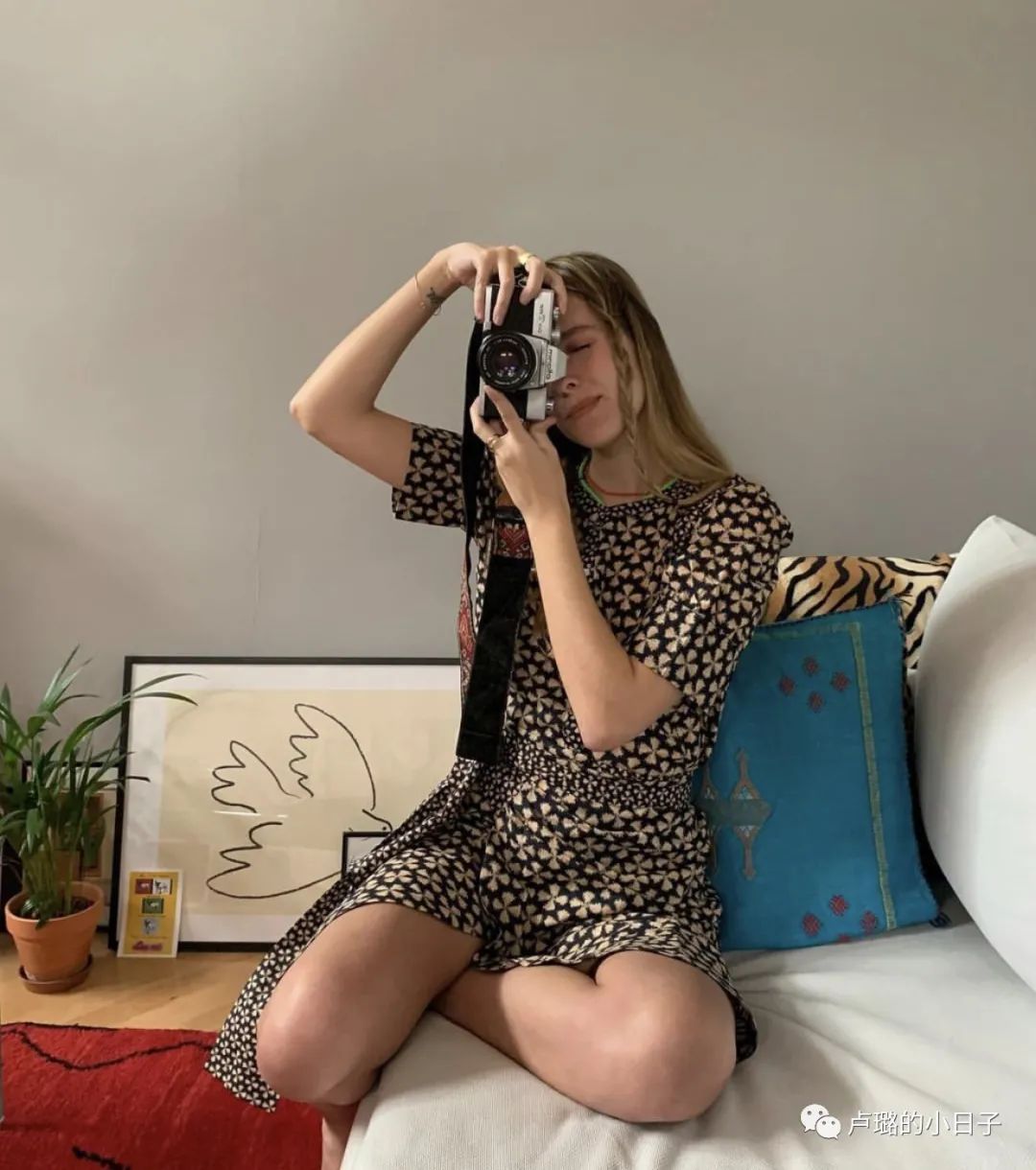 真正的法国女人,真正的巴黎女生冬天都在穿什么