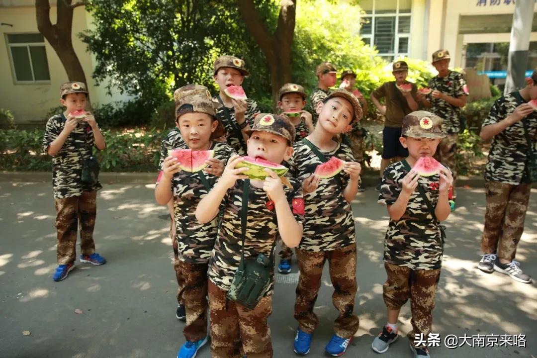 江苏教育频道特种兵军事夏令营,小小特种兵夏令营江苏广电