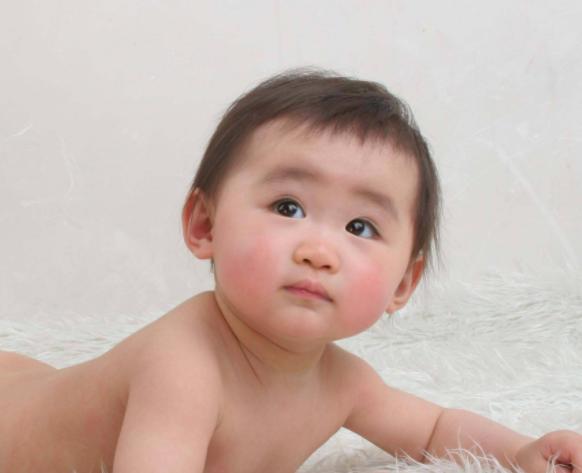 婴儿的头痂怎么处理,宝宝头上的头痂怎么处理