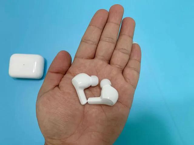 荣耀亲选earbudsx1耳机使用,荣耀earbuds2se和freebuds4i