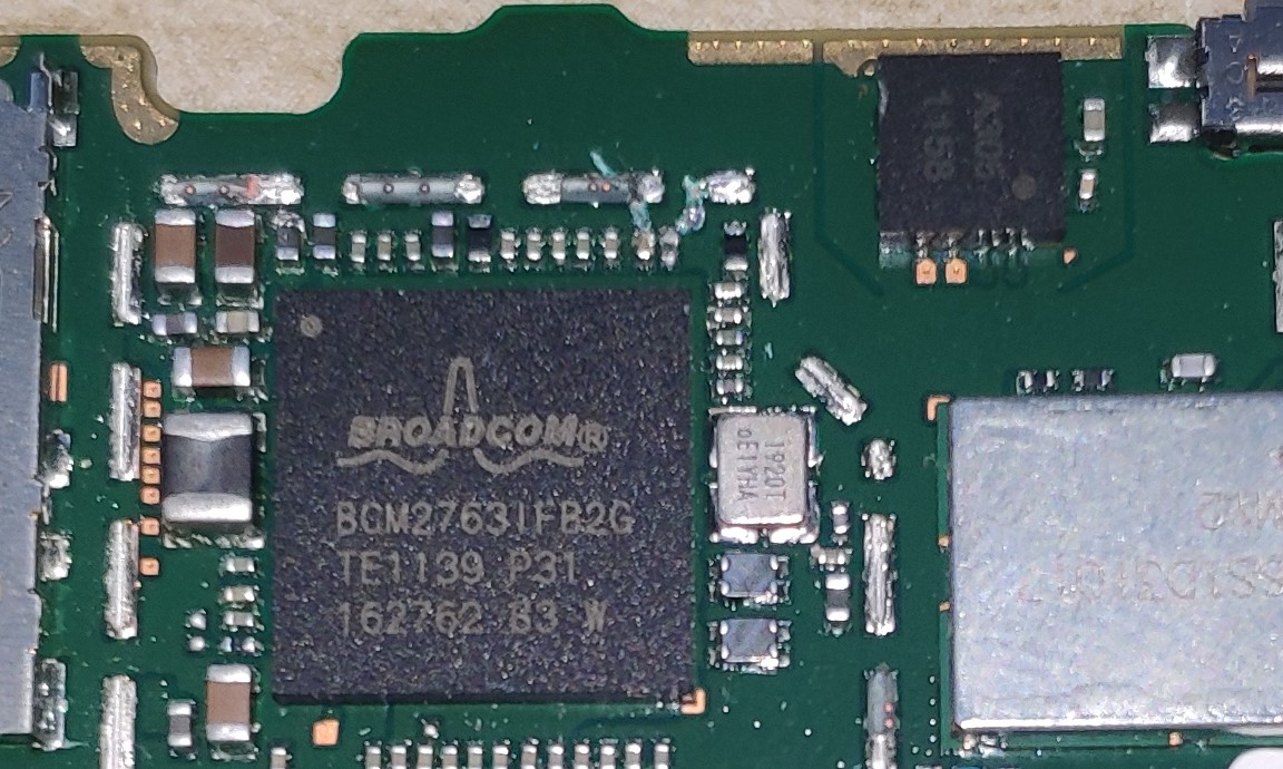 诺基亚手机cpu详细介绍,拆诺基亚的cpu