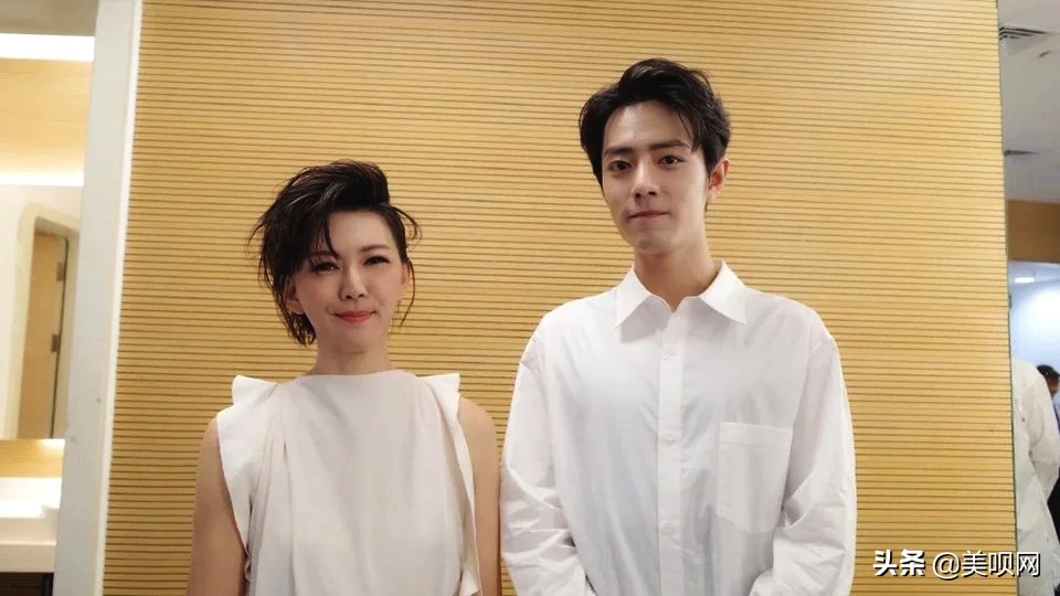 王源王俊凯杨紫肖战,微博之夜肖战杨紫王源