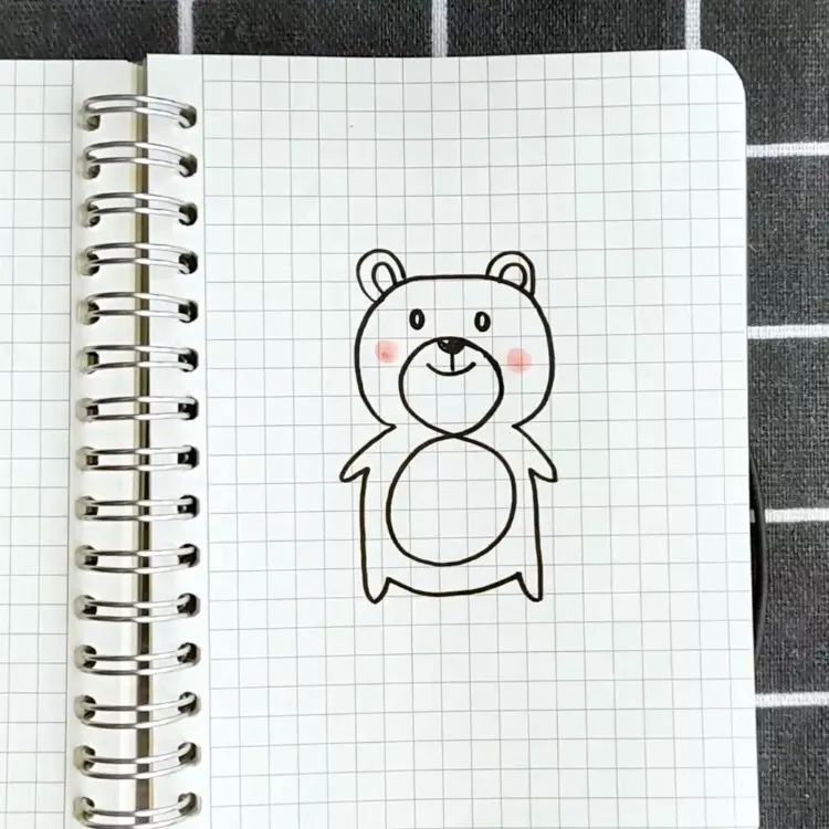 小熊软糖怎么画简单又可爱,一学就会教你画可爱的小熊