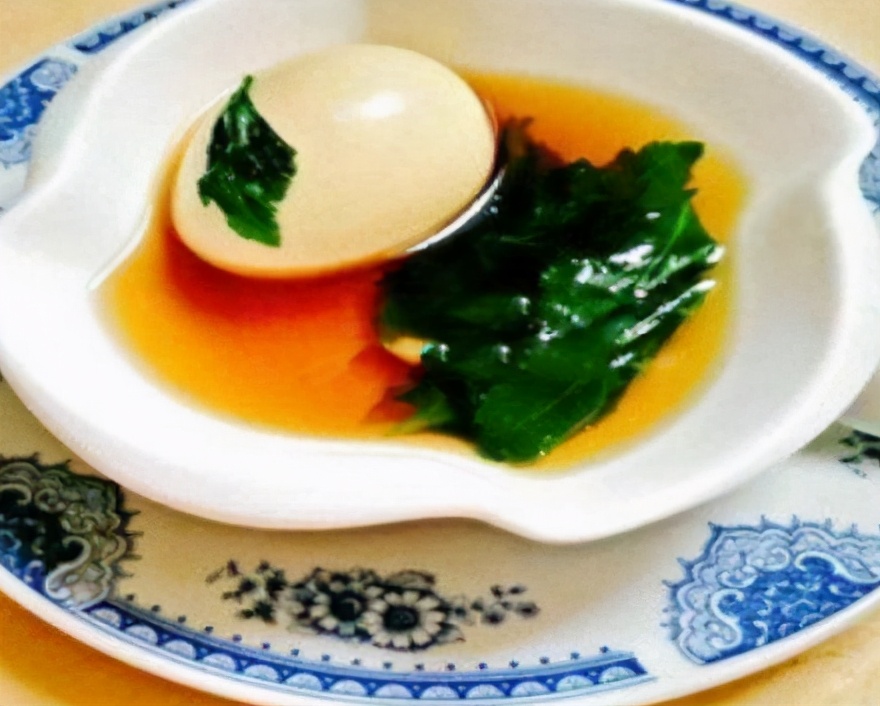 艾草煮鸡蛋怎么煮效果更佳,艾草煮鸡蛋怎样煮才好吃