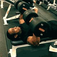 新人体力差的进健身房锻炼计划表,健身房男士一周训练健身计划表