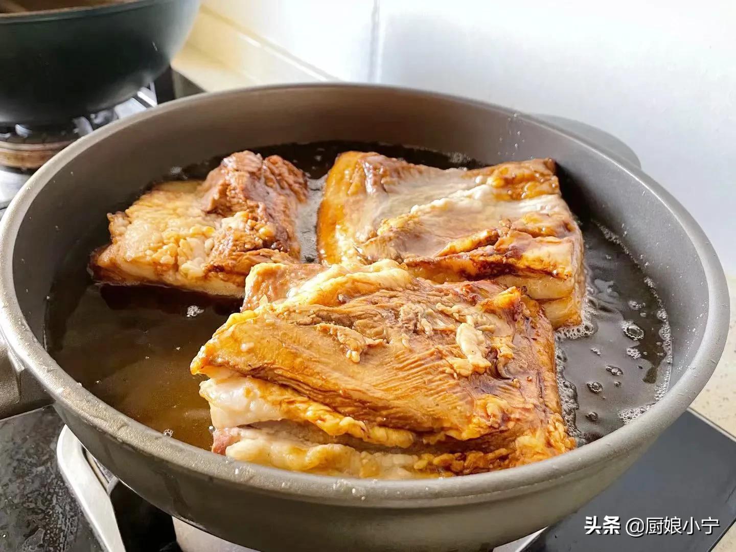炸扣肉起泡的道理,炸脆皮扣肉起泡的技巧