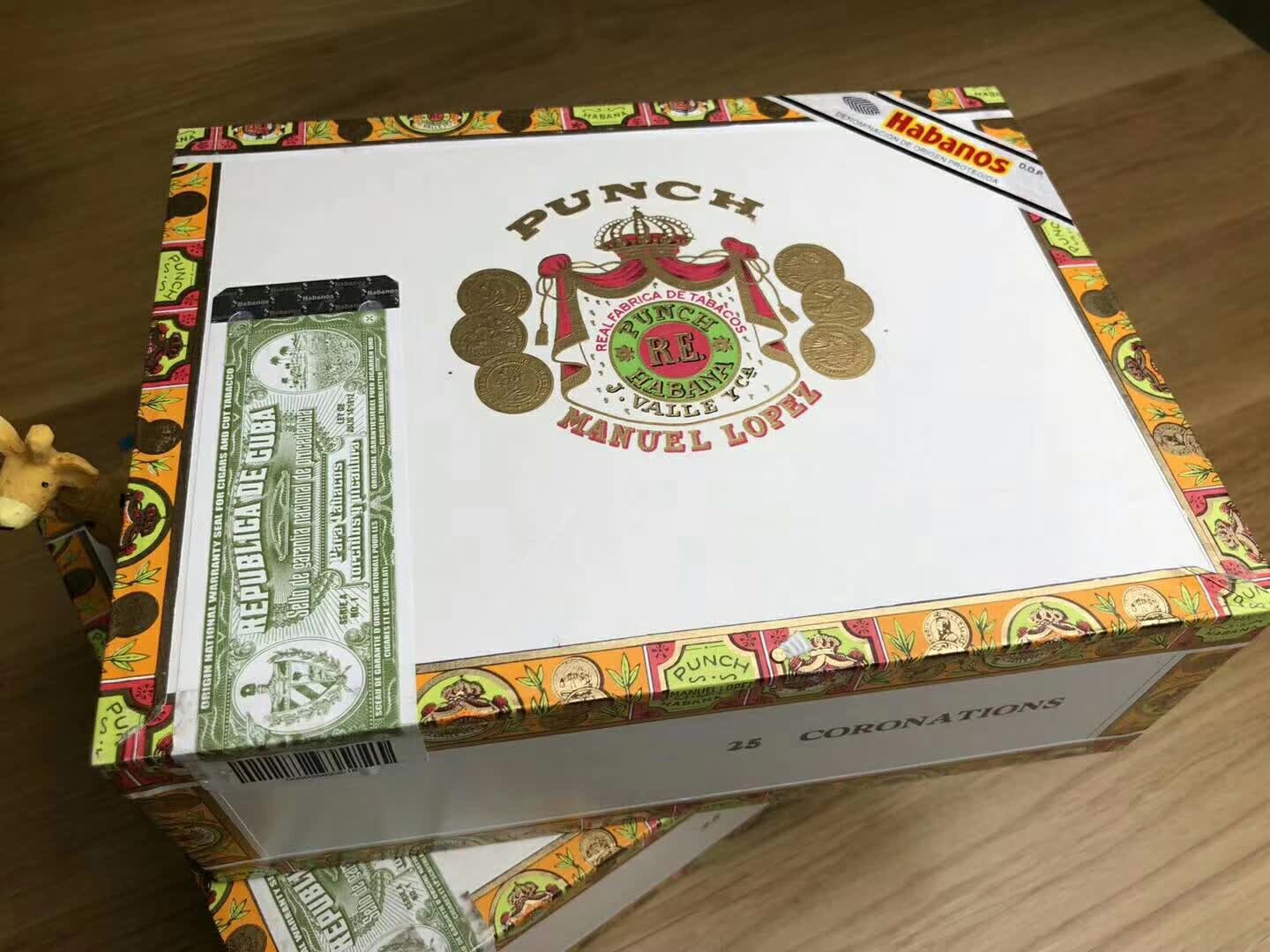 一般抽进口雪茄选择哪几个款,新手入门雪茄哪个牌子好又便宜