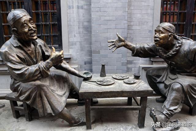 泸州喝酒划拳经典视频,喝酒划拳是哪里的习俗