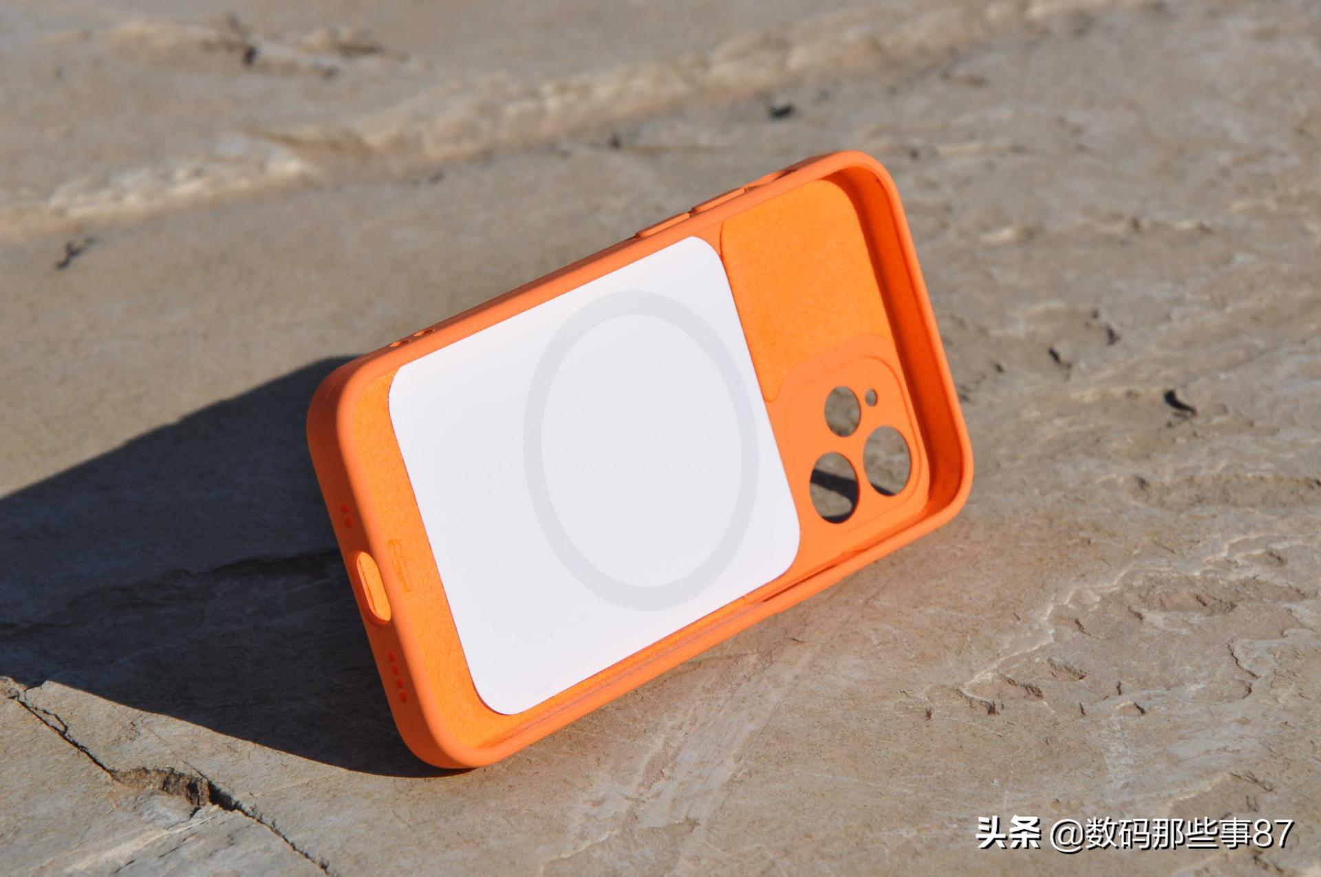 被抖音种草的手机壳,官网透明磁吸手机壳使用感受