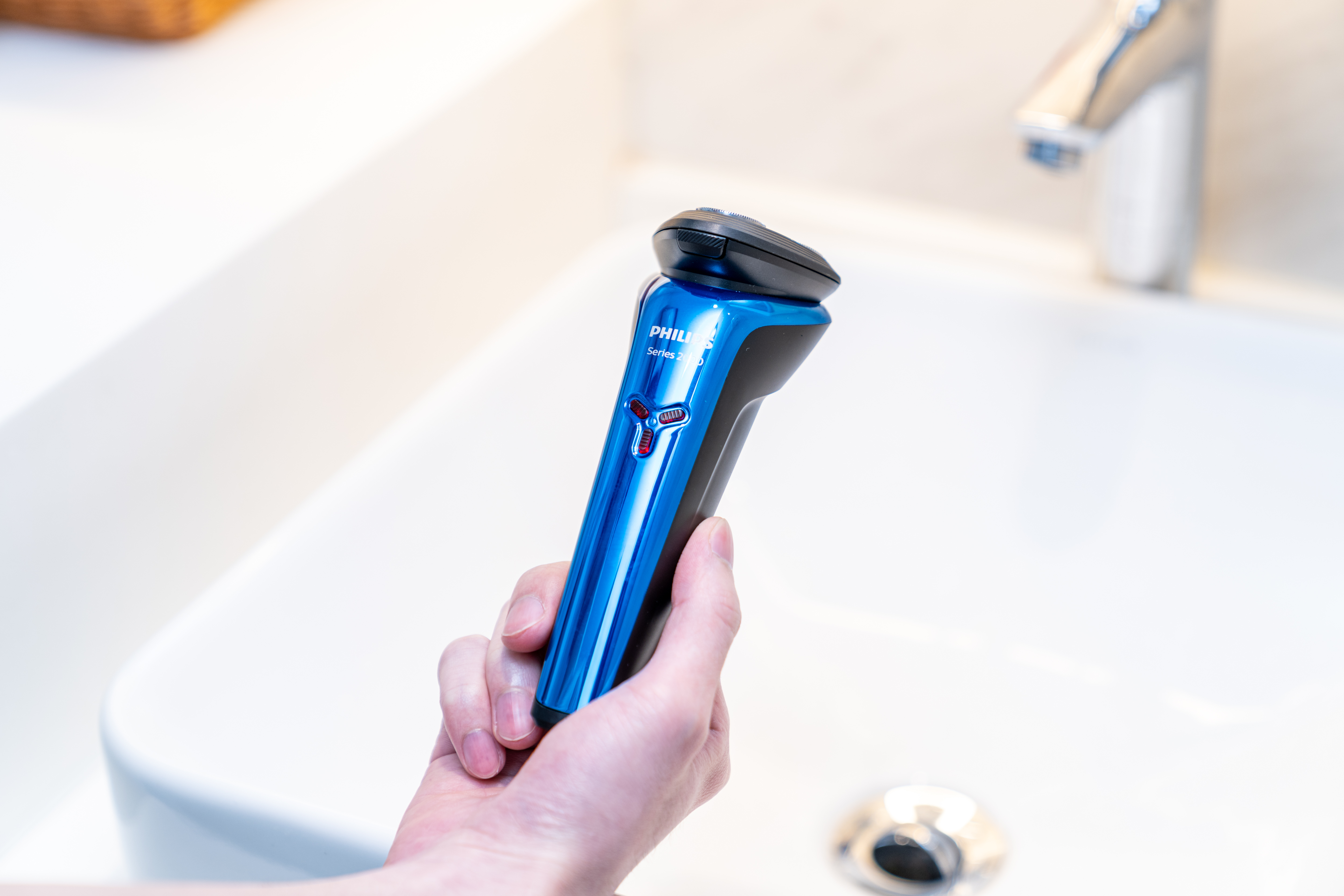 飞利浦剃须刀s2303几瓦,飞利浦电动剃须刀s2308