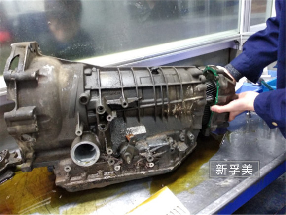 奥迪车变速箱打滑修复多少钱,奥迪a3变速箱坏了维修要多少钱